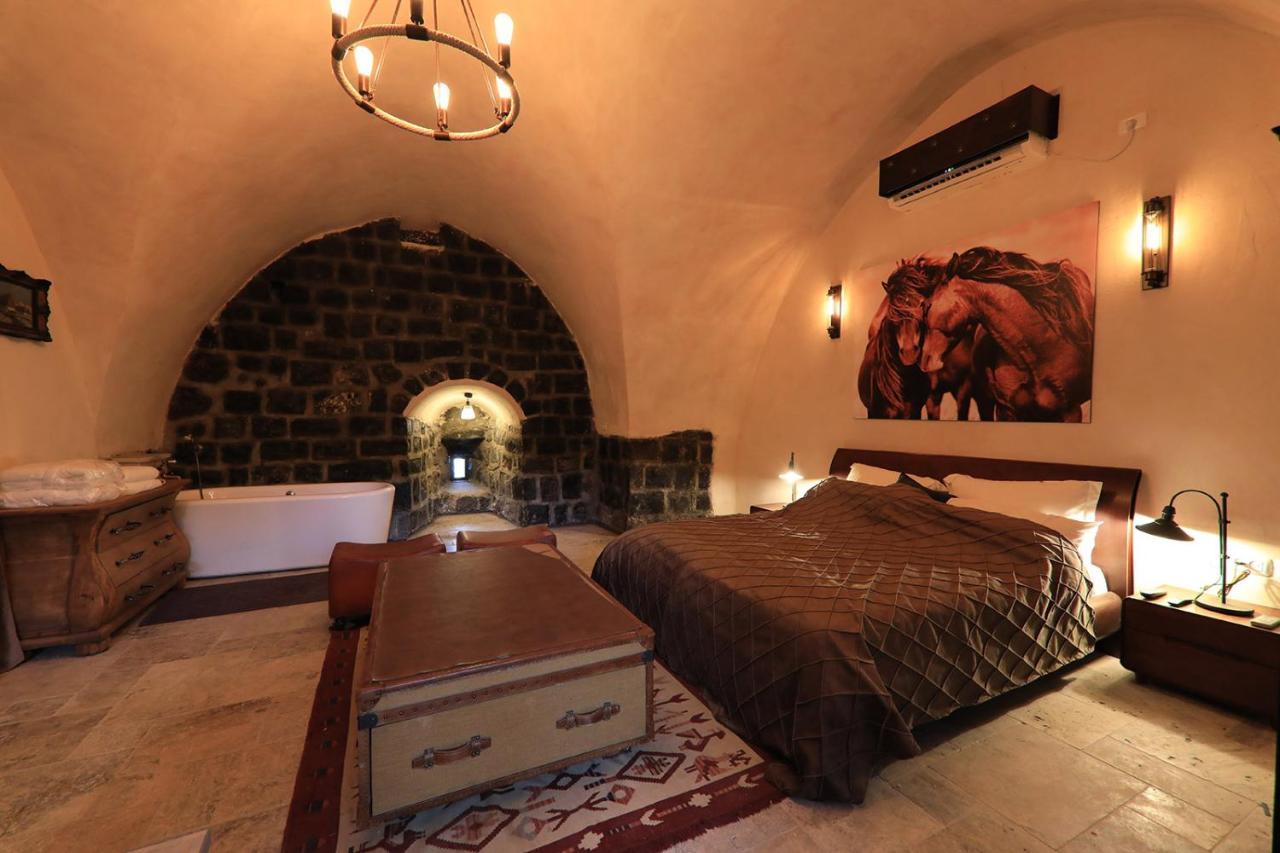 Dona Castle Hotel Tiberias Ngoại thất bức ảnh