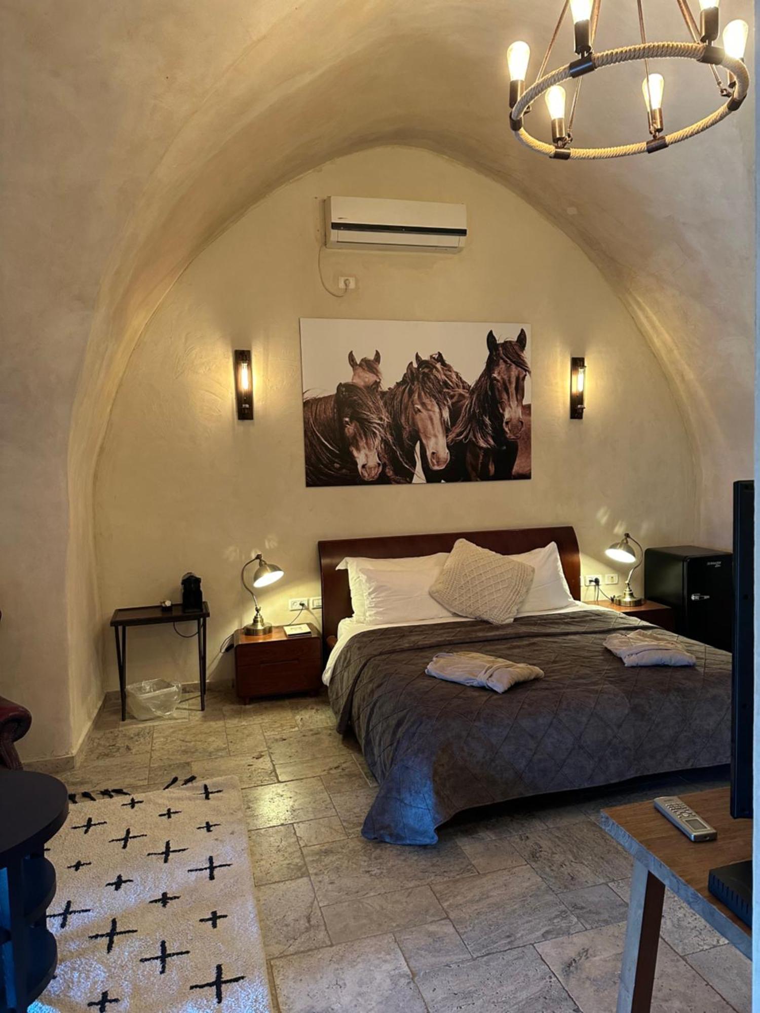 Dona Castle Hotel Tiberias Ngoại thất bức ảnh